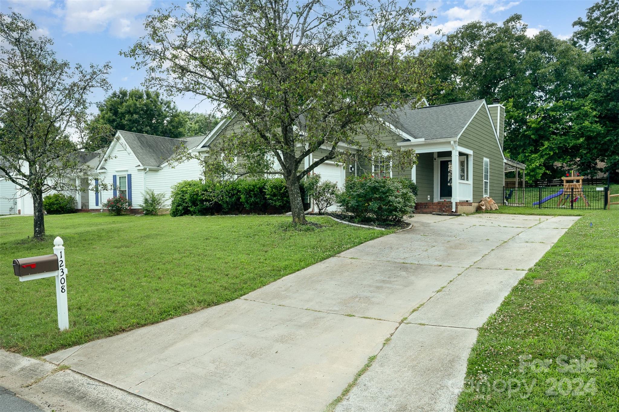 12308 Jacquelyn Court Charlotte NC 28273