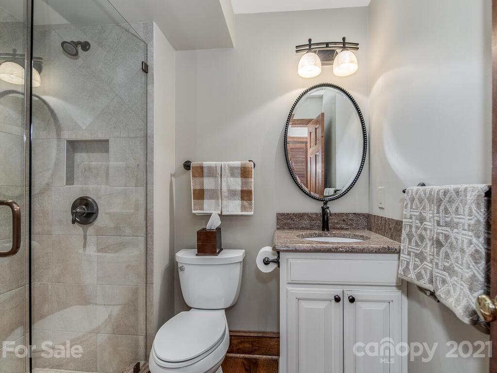 4025 Windwood Circle Charlotte NC 28226
