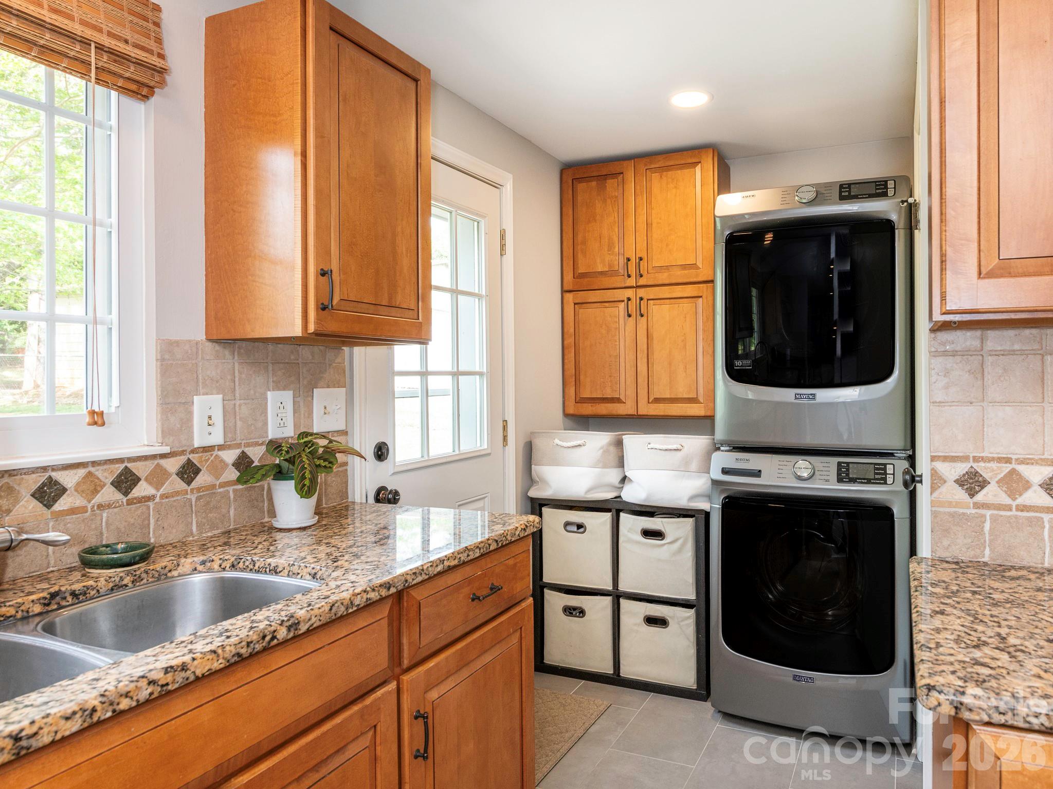 11613 Five Cedars Road Charlotte NC 28226