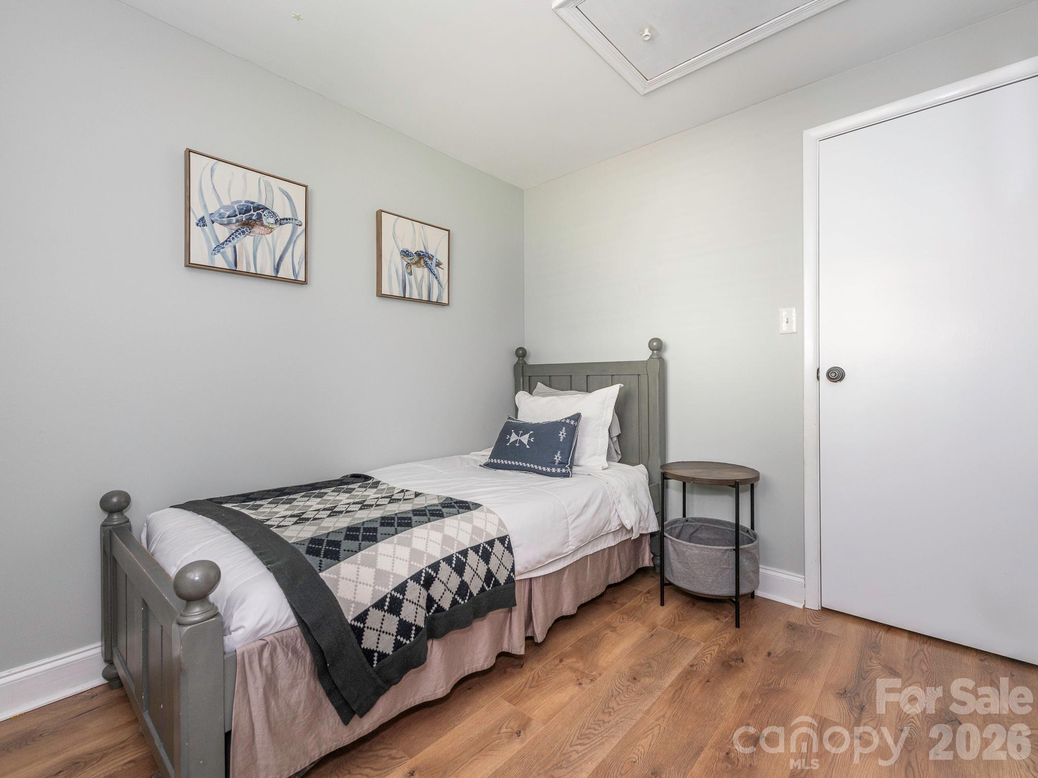 11613 Five Cedars Road Charlotte NC 28226