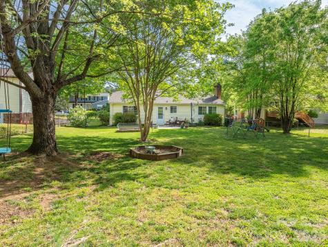 11613 Five Cedars Road Charlotte NC 28226