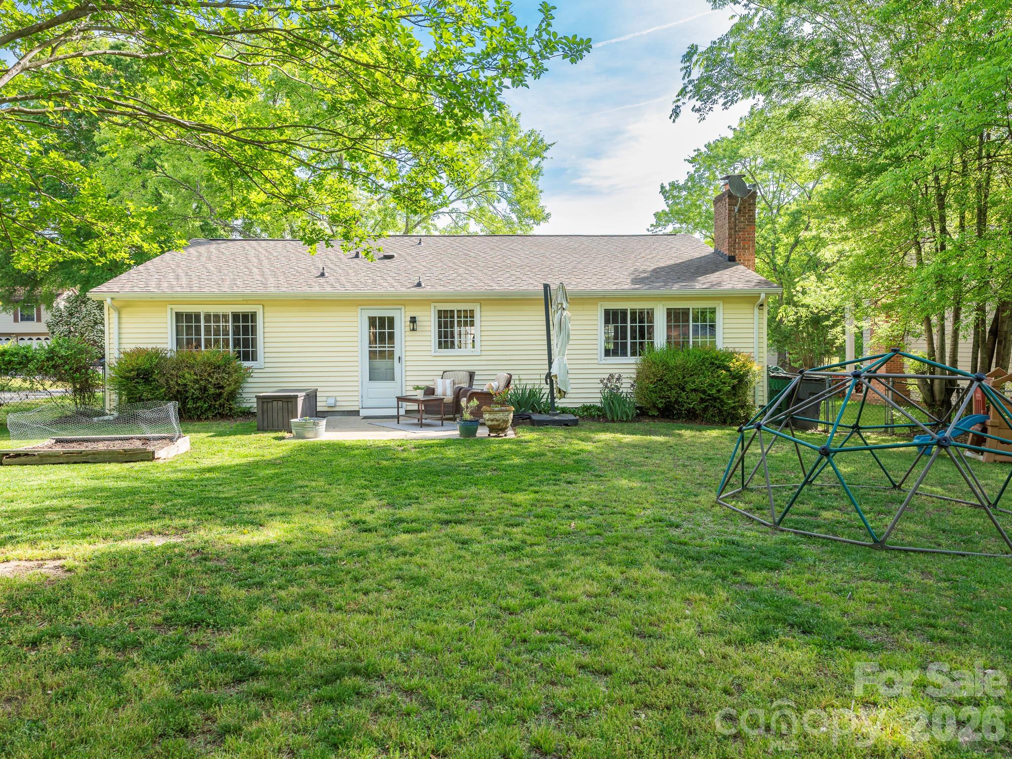 11613 Five Cedars Road Charlotte NC 28226
