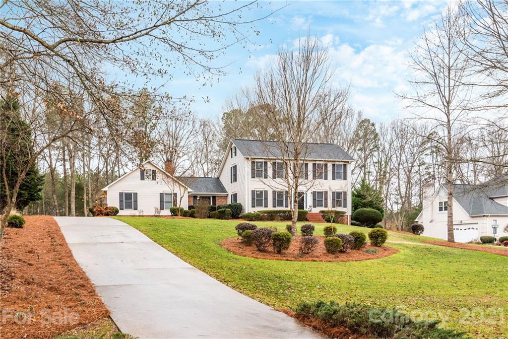1871 Tara Trail Lancaster SC 29720