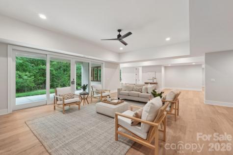 213 Crest Court Weddington NC 28104