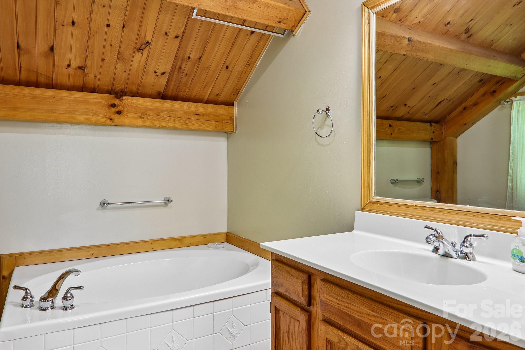 695 Wildcat Run Maggie Valley NC 28751