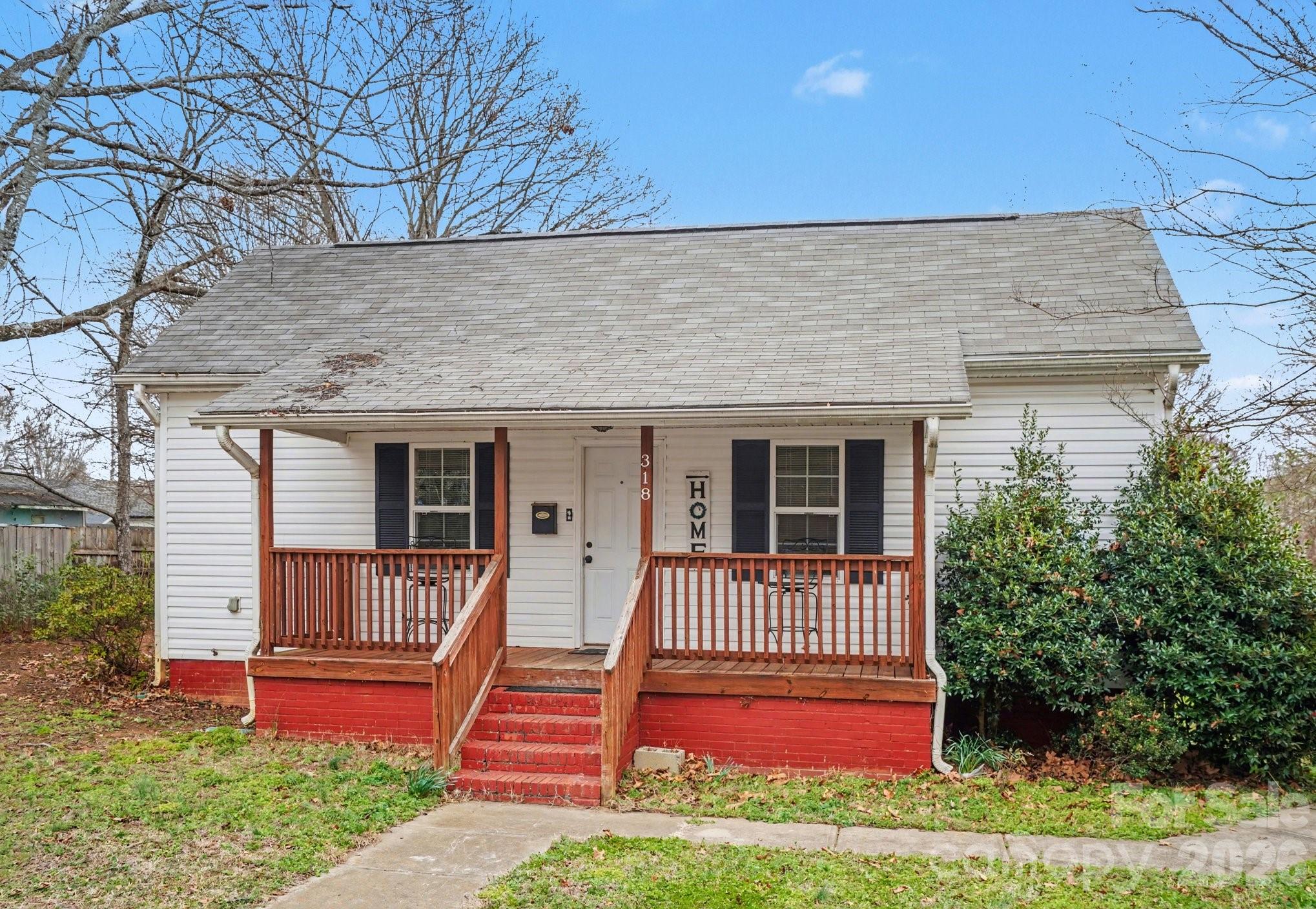 318 E Pressley Avenue Mooresville NC 28115