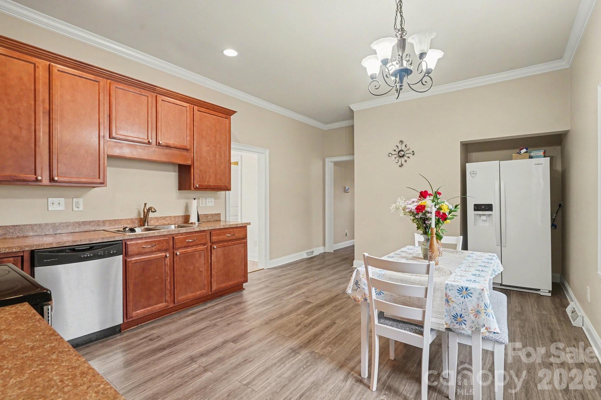 318 E Pressley Avenue Mooresville NC 28115