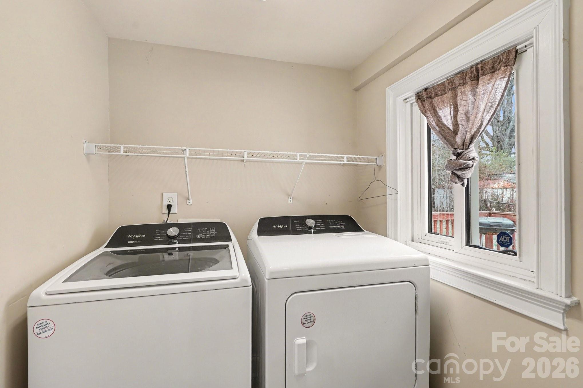 318 E Pressley Avenue Mooresville NC 28115