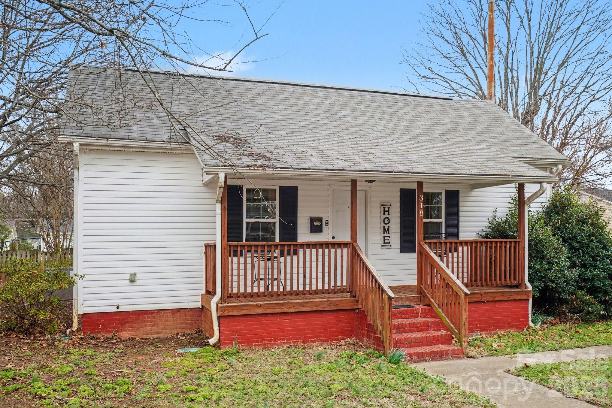 318 E Pressley Avenue Mooresville NC 28115