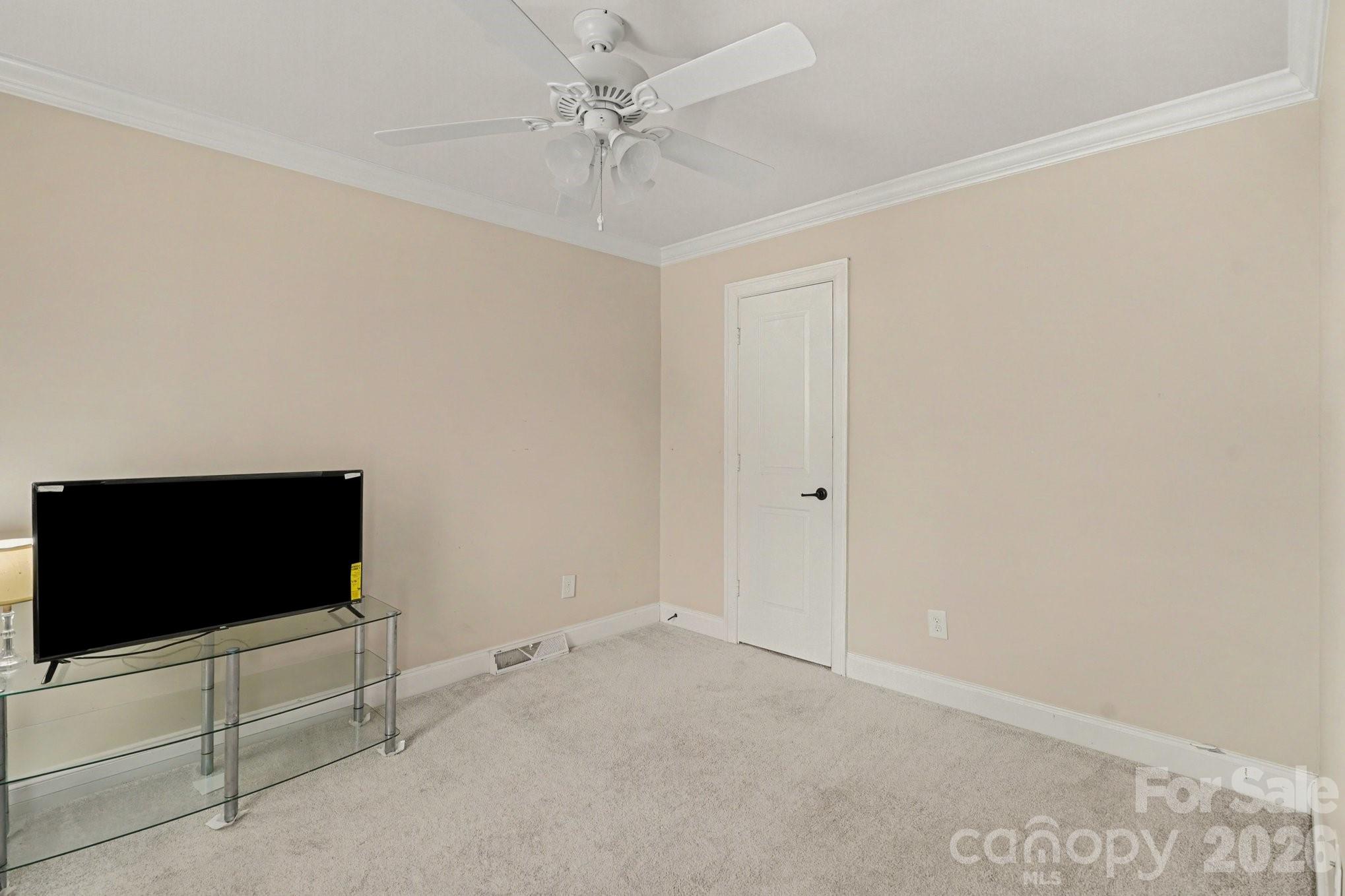 318 E Pressley Avenue Mooresville NC 28115