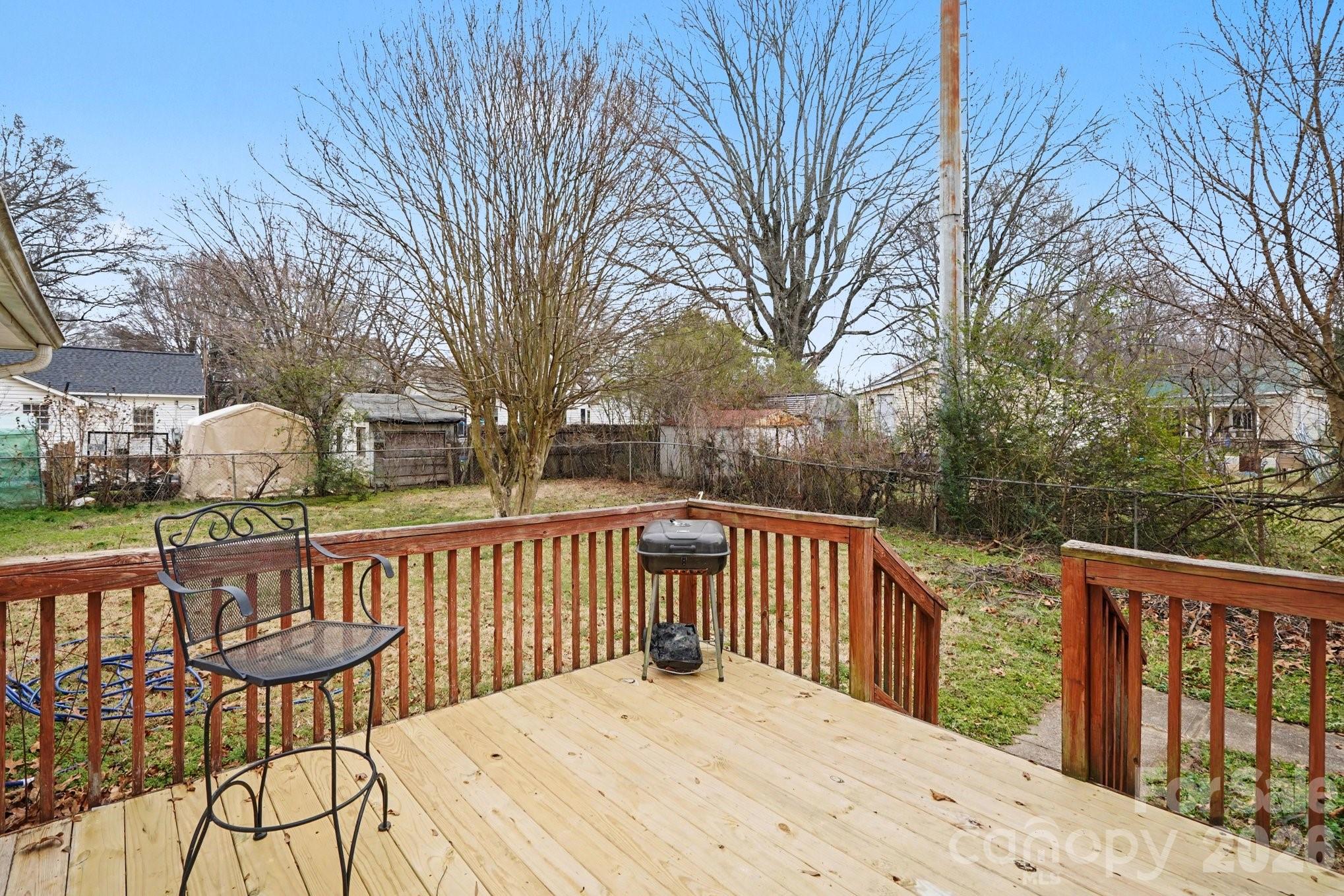 318 E Pressley Avenue Mooresville NC 28115