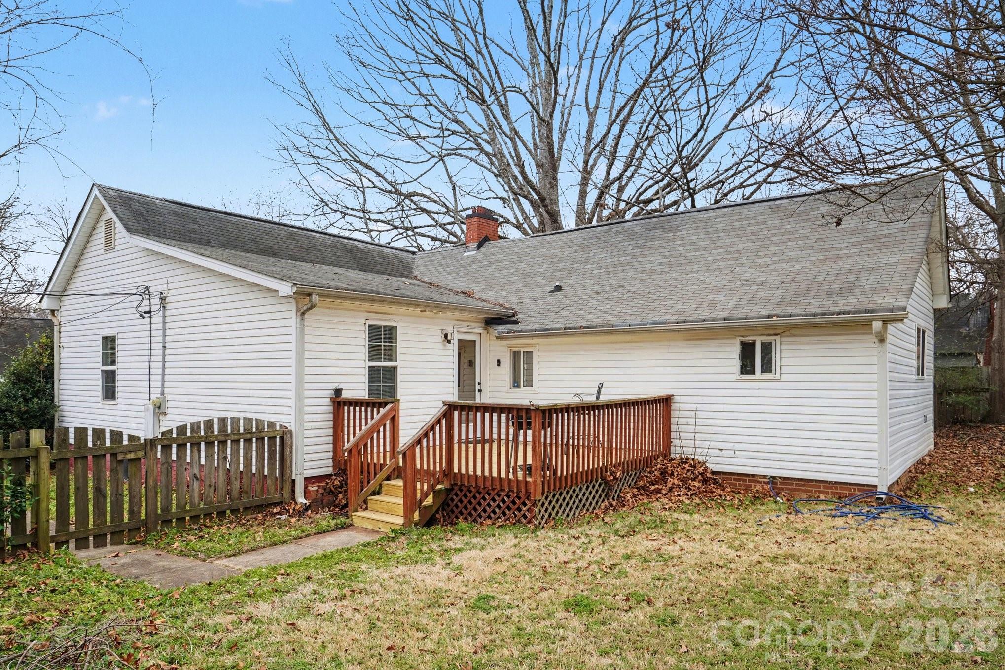 318 E Pressley Avenue Mooresville NC 28115