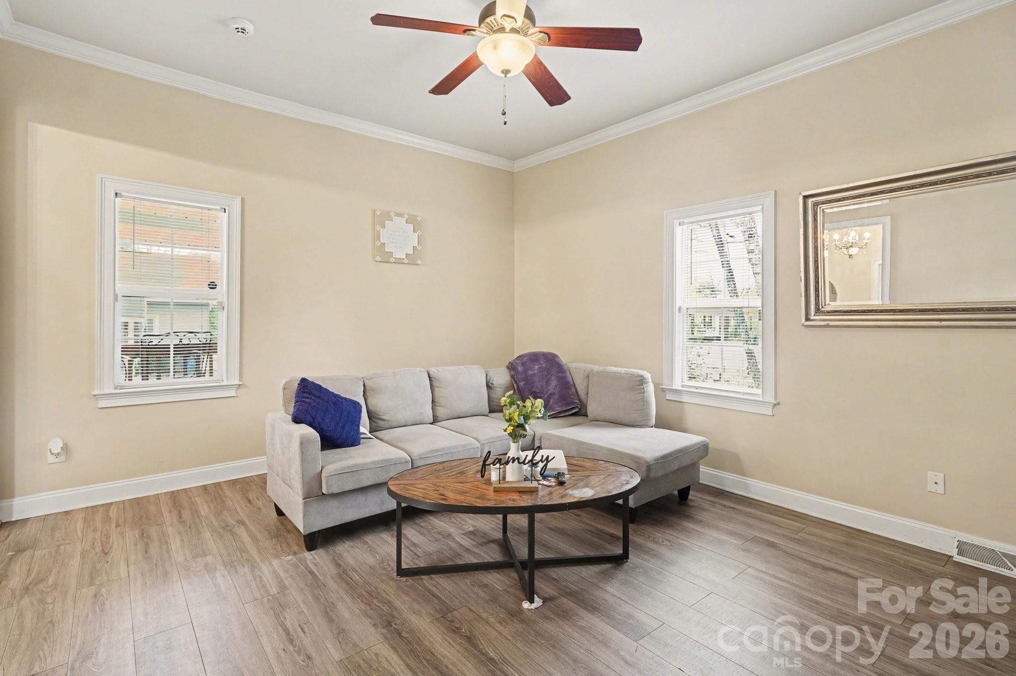 318 E Pressley Avenue Mooresville NC 28115