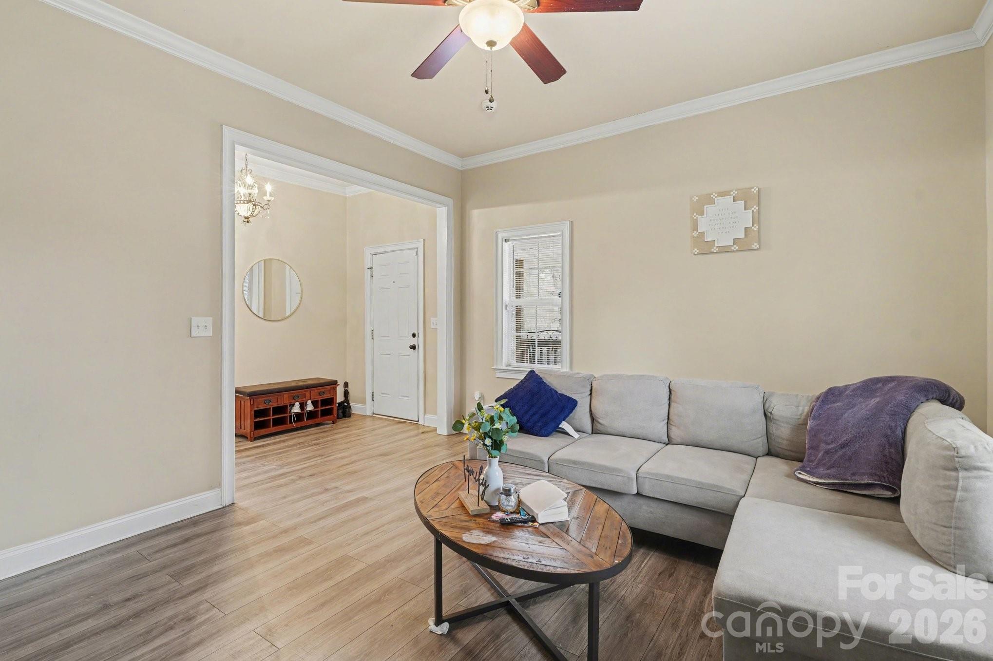 318 E Pressley Avenue Mooresville NC 28115