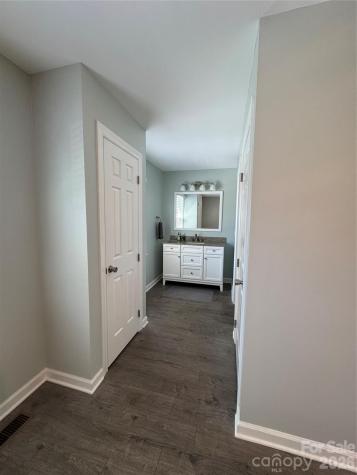 2705 N Center Street Hickory NC 28601