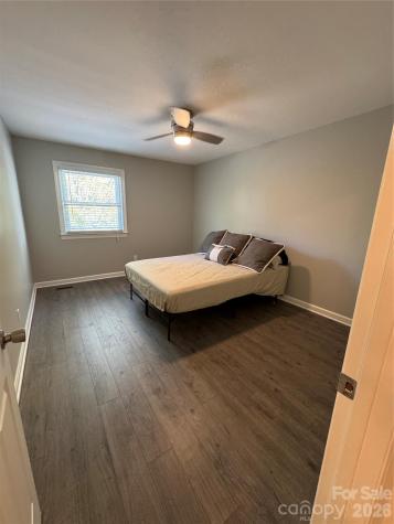 2705 N Center Street Hickory NC 28601