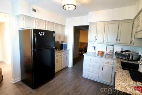 2705 N Center Street Hickory NC 28601
