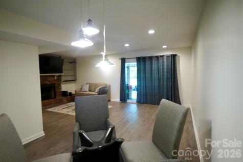 2705 N Center Street Hickory NC 28601