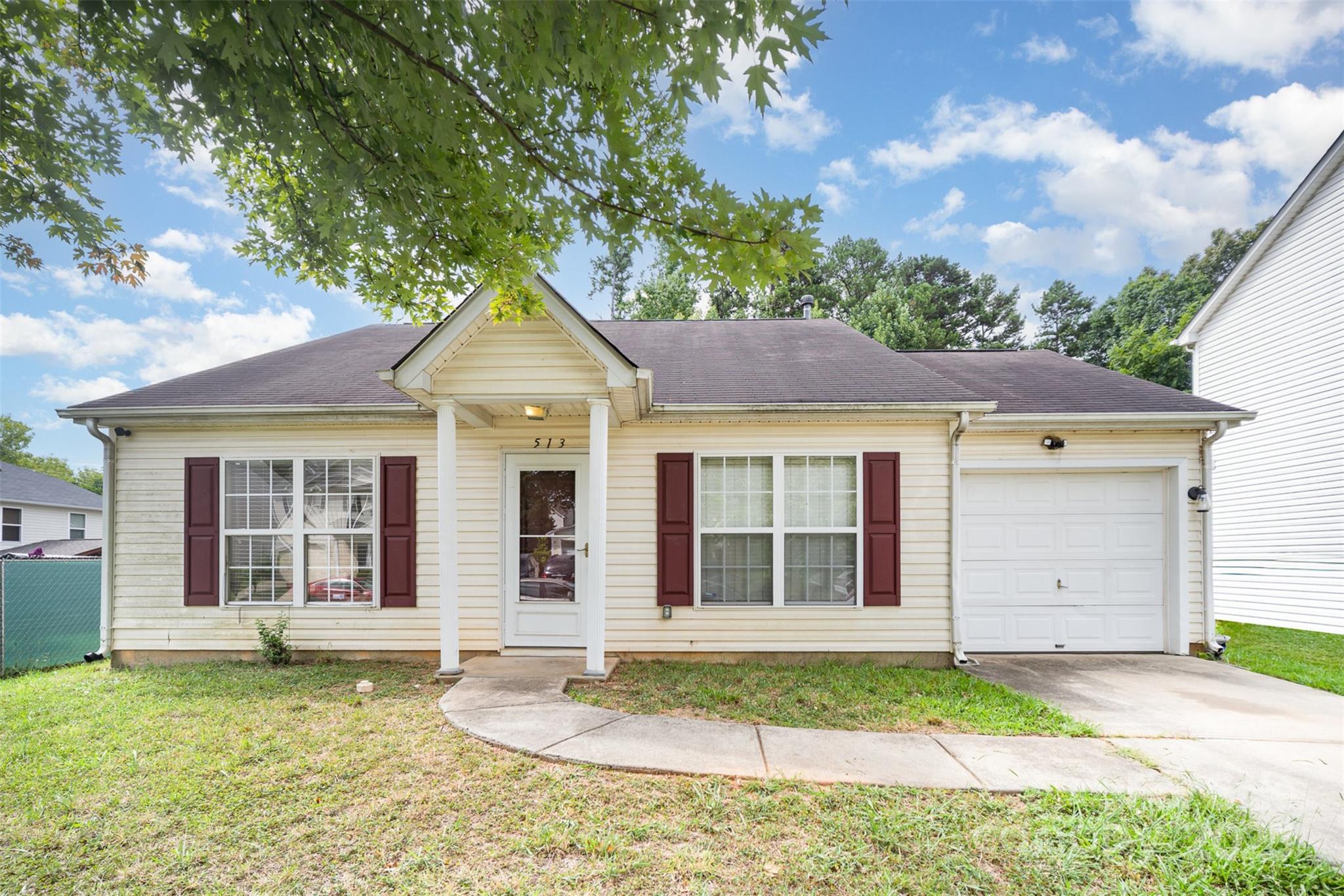513 Stillgreen Lane Charlotte NC 28214
