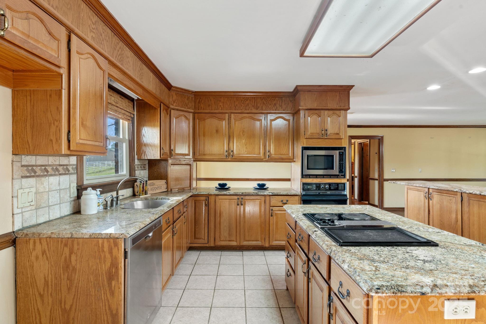 15670 Bethel Avenue Extension Midland NC 28107