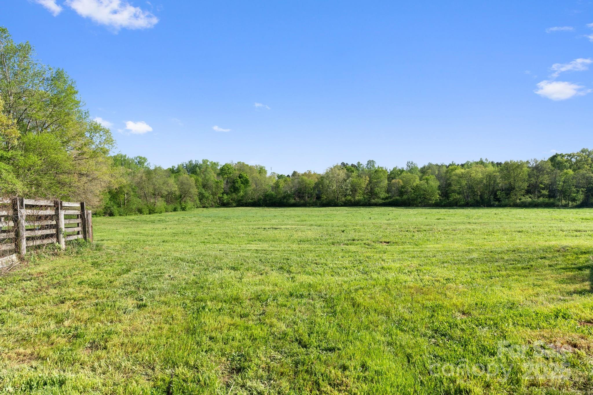15670 Bethel Avenue Extension Midland NC 28107