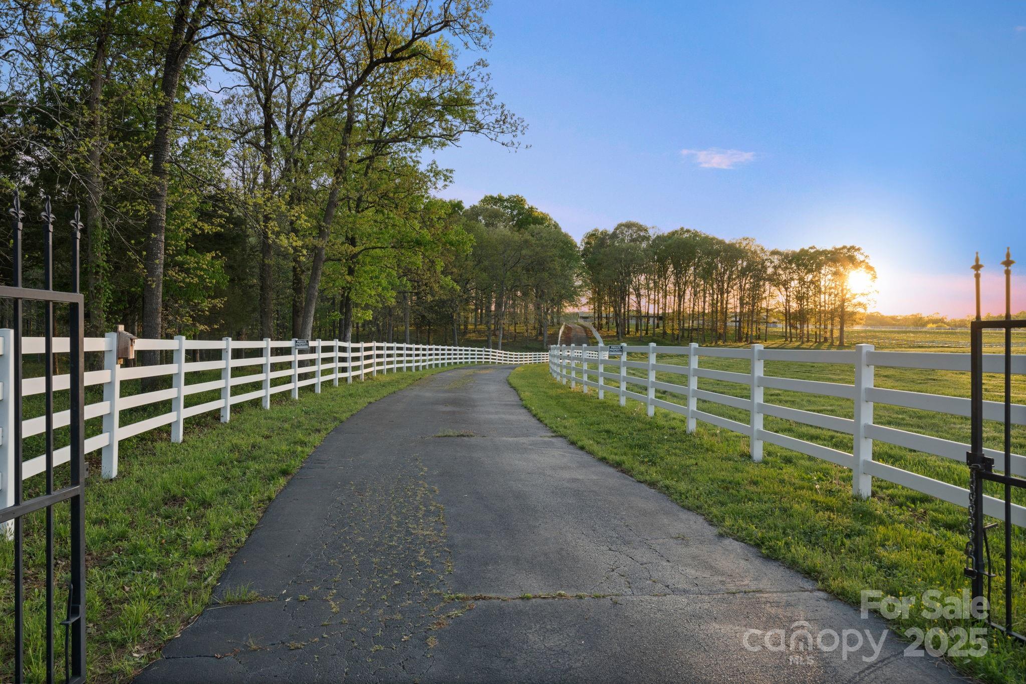 15670 Bethel Avenue Extension Midland NC 28107