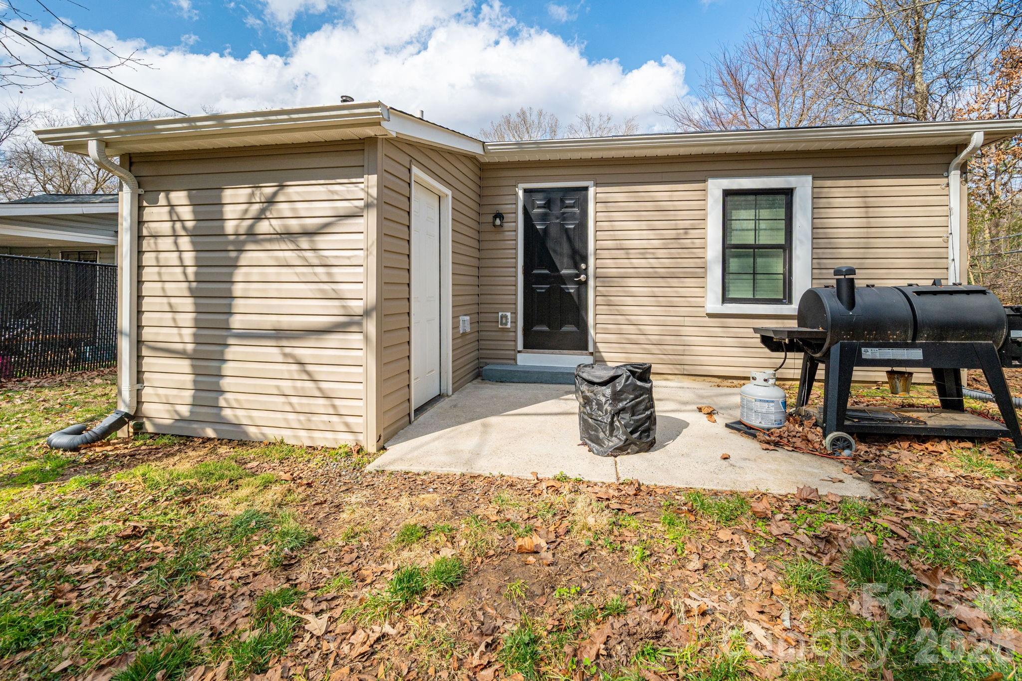 115 Barnes Street Belmont NC 28012