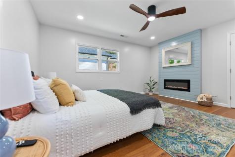 16 Graystone Road Asheville NC 28804