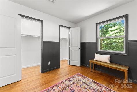 16 Graystone Road Asheville NC 28804