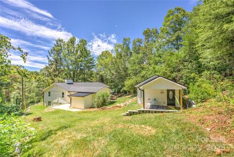 16 Graystone Road Asheville NC 28804