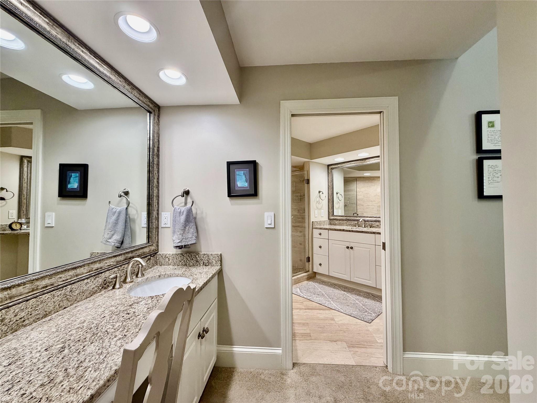 8964 Challis Hill Lane Charlotte NC 28226