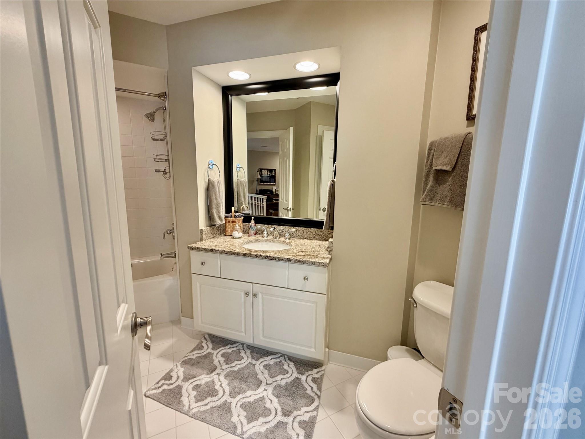 8964 Challis Hill Lane Charlotte NC 28226