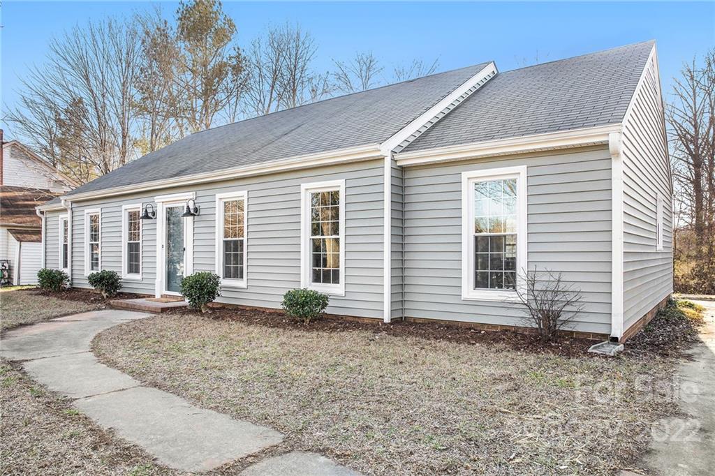 600 Fence Post Lane Matthews NC 28105