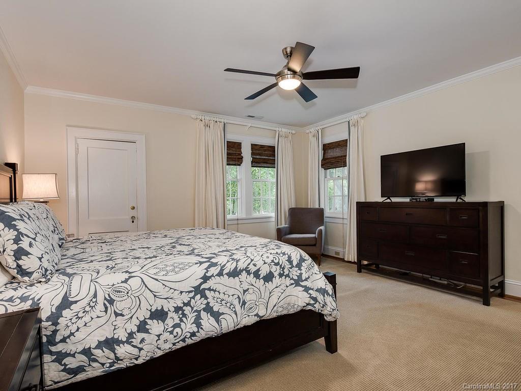 2634 Selwyn Avenue Charlotte NC 28209