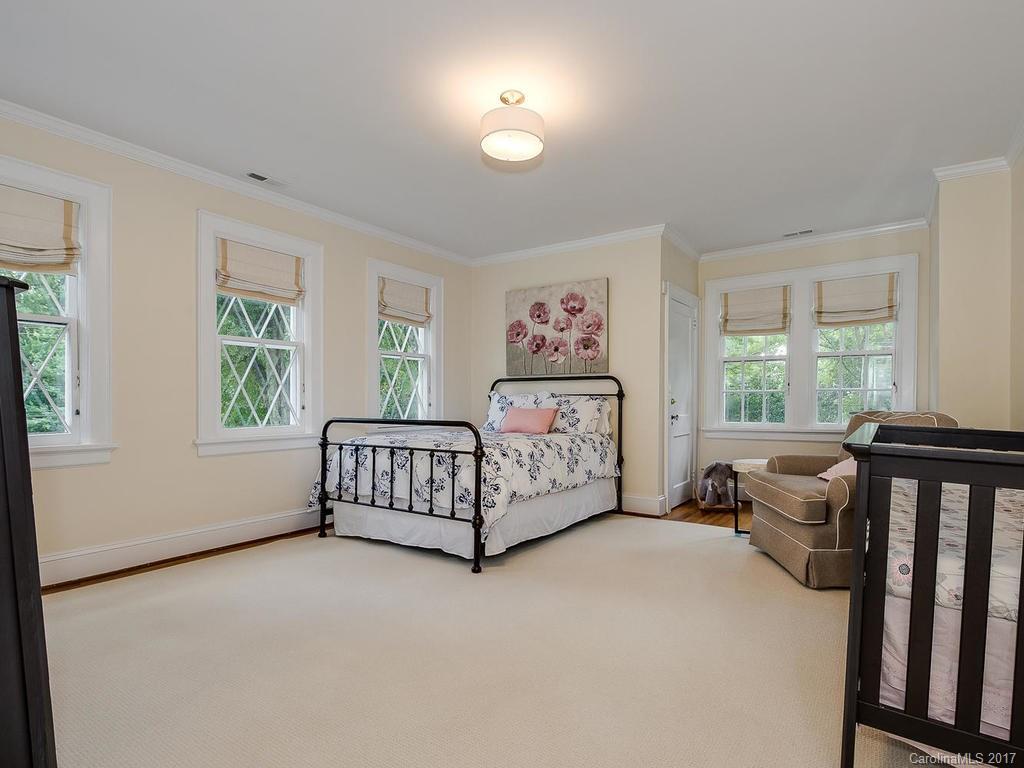 2634 Selwyn Avenue Charlotte NC 28209
