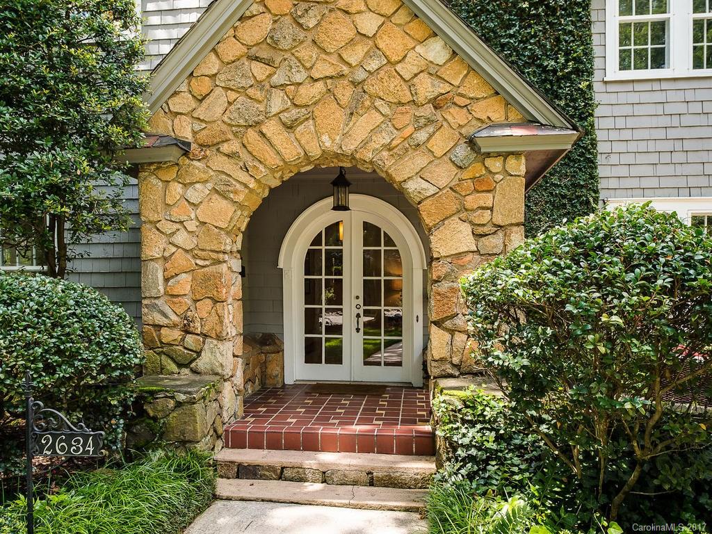 2634 Selwyn Avenue Charlotte NC 28209