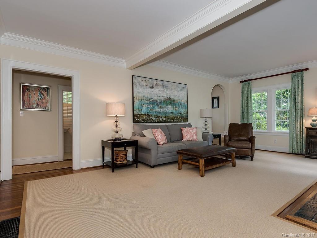 2634 Selwyn Avenue Charlotte NC 28209