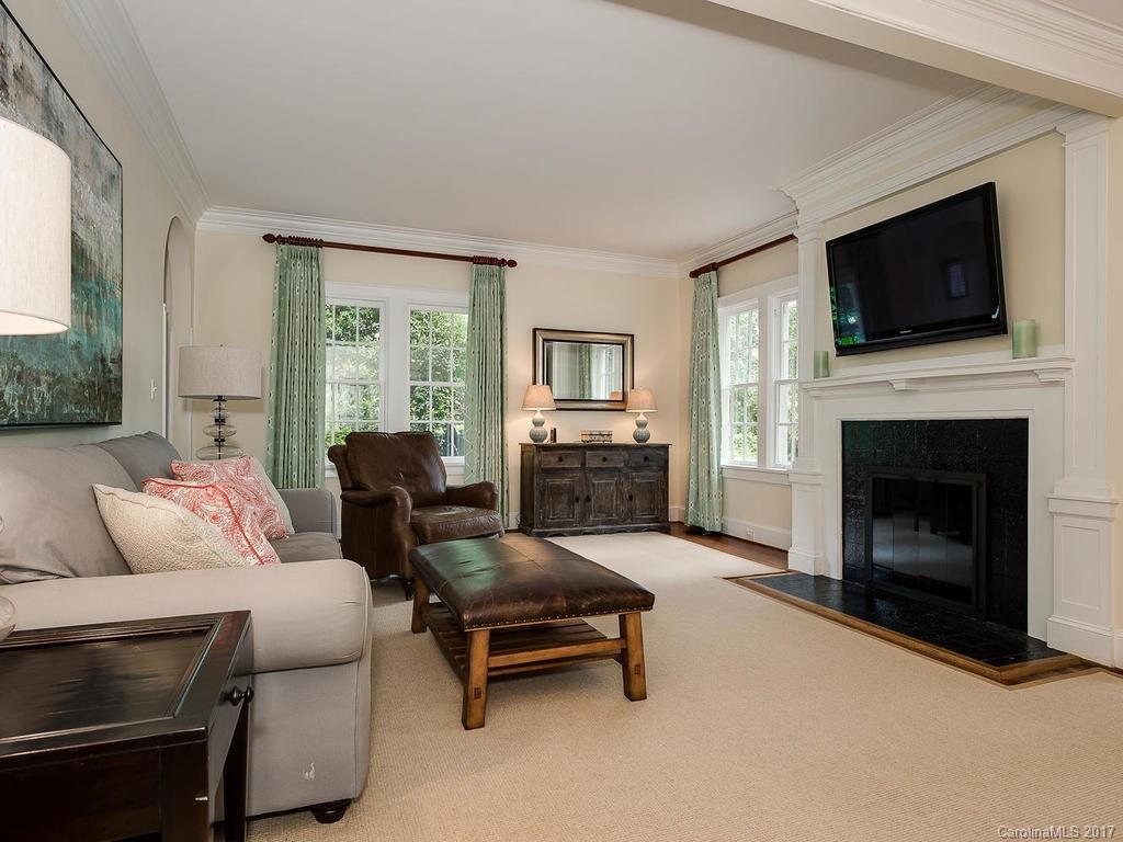 2634 Selwyn Avenue Charlotte NC 28209