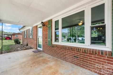 2525 Old Trenton Place Lenoir NC 28645