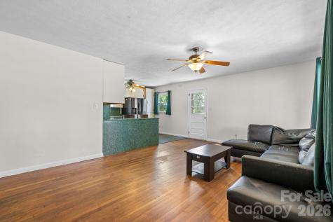 2525 Old Trenton Place Lenoir NC 28645