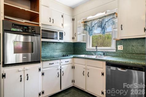 2525 Old Trenton Place Lenoir NC 28645