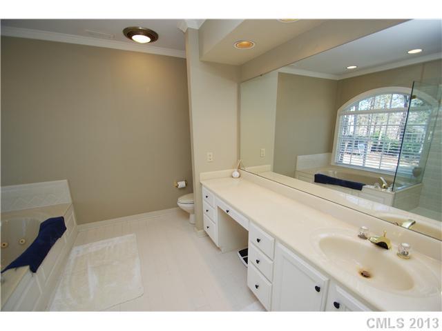 5832 Laurium Road Charlotte NC 28226