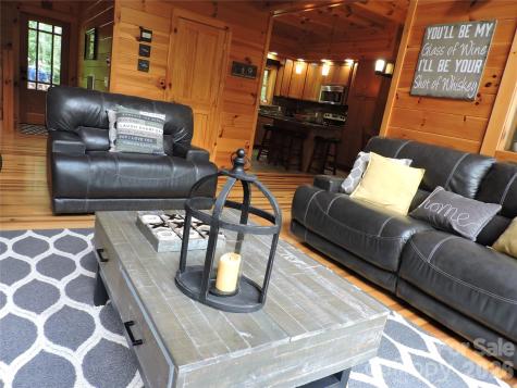 103 Chucks Lane Bakersville NC 28705