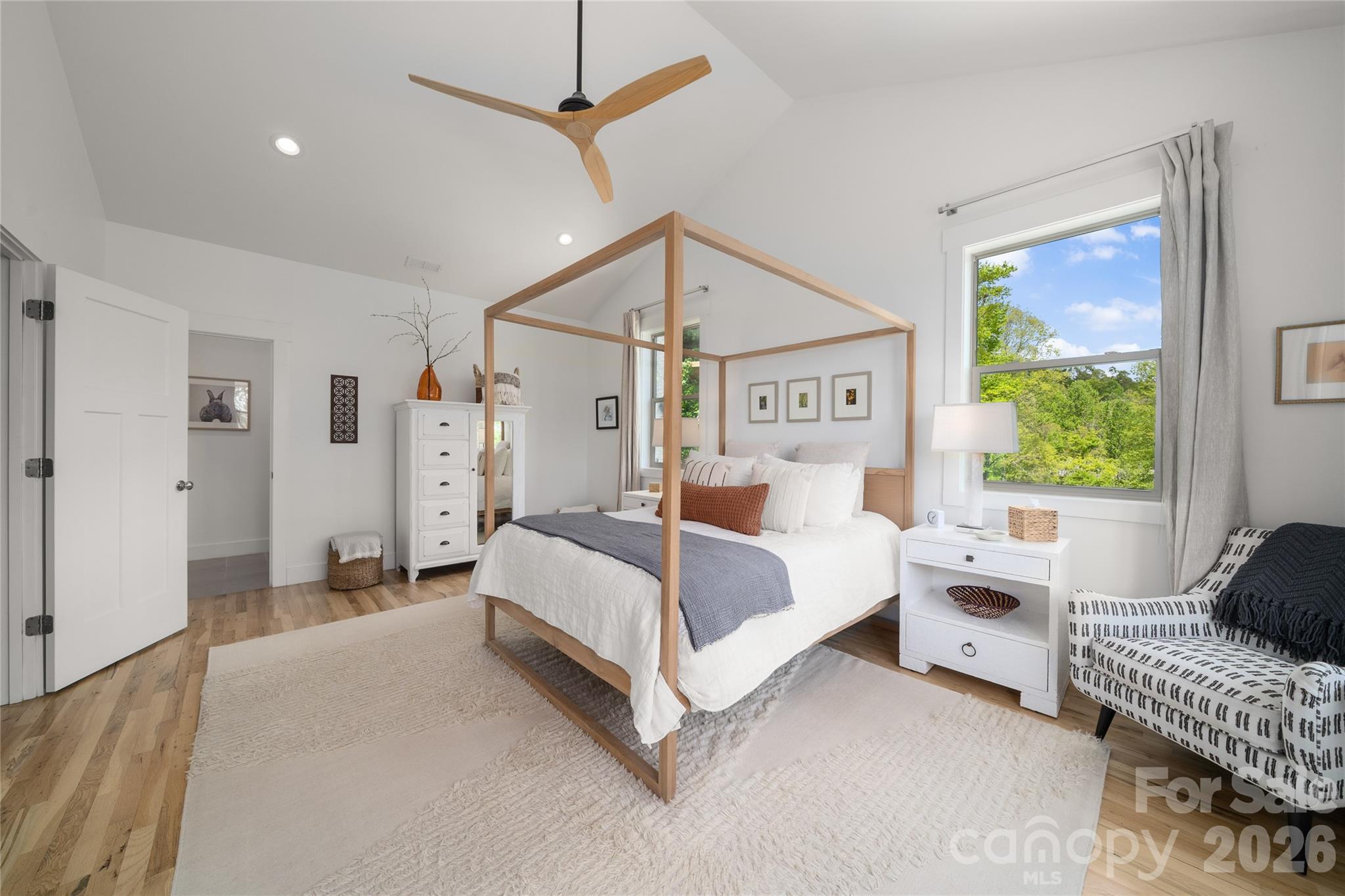 24 Acadia Drive Asheville NC 28806