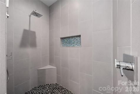 24 Acadia Drive Asheville NC 28806