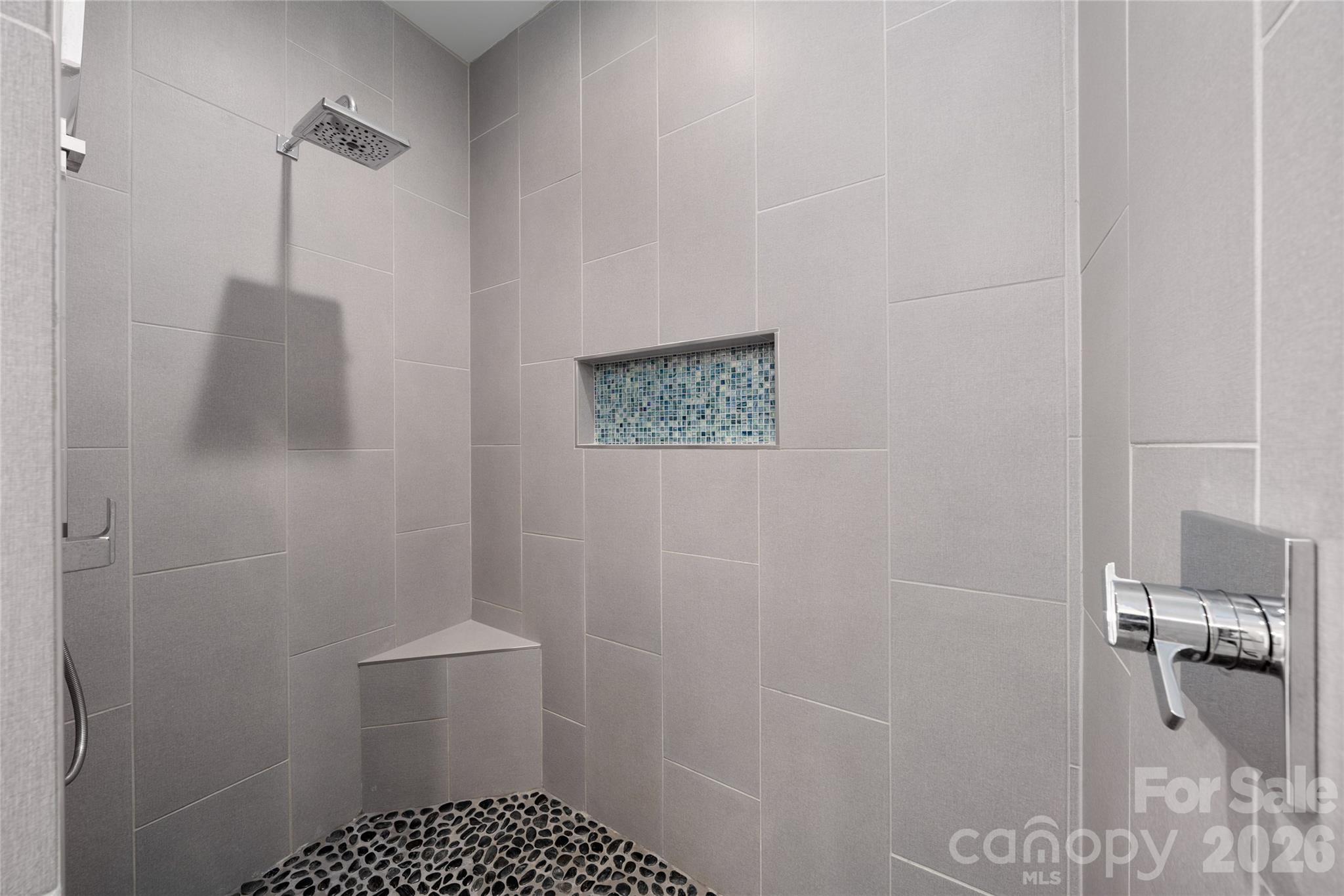 24 Acadia Drive Asheville NC 28806