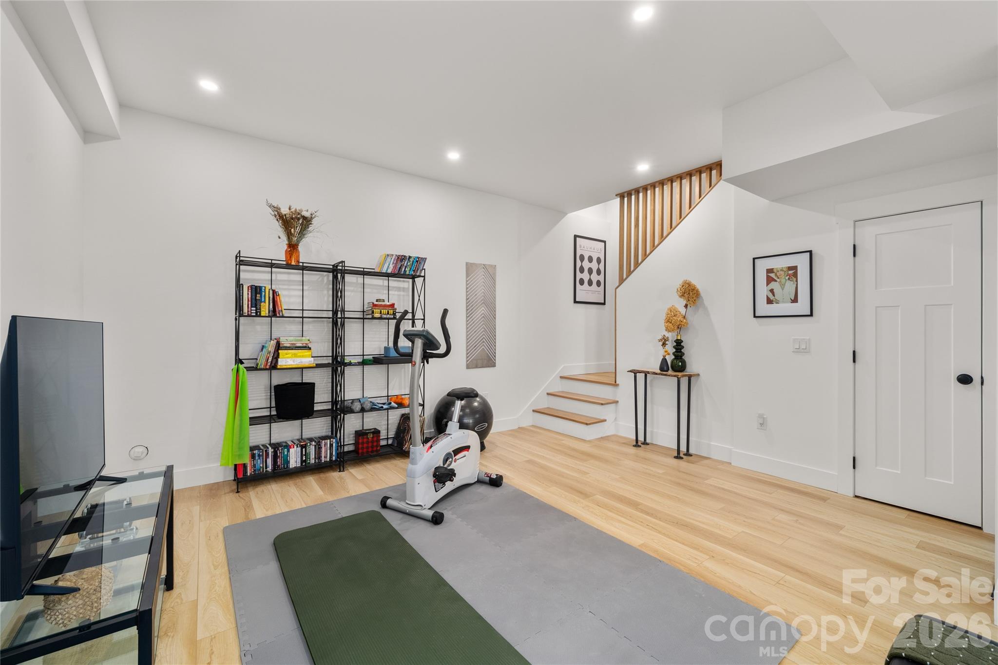 24 Acadia Drive Asheville NC 28806