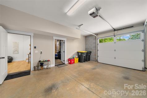 24 Acadia Drive Asheville NC 28806