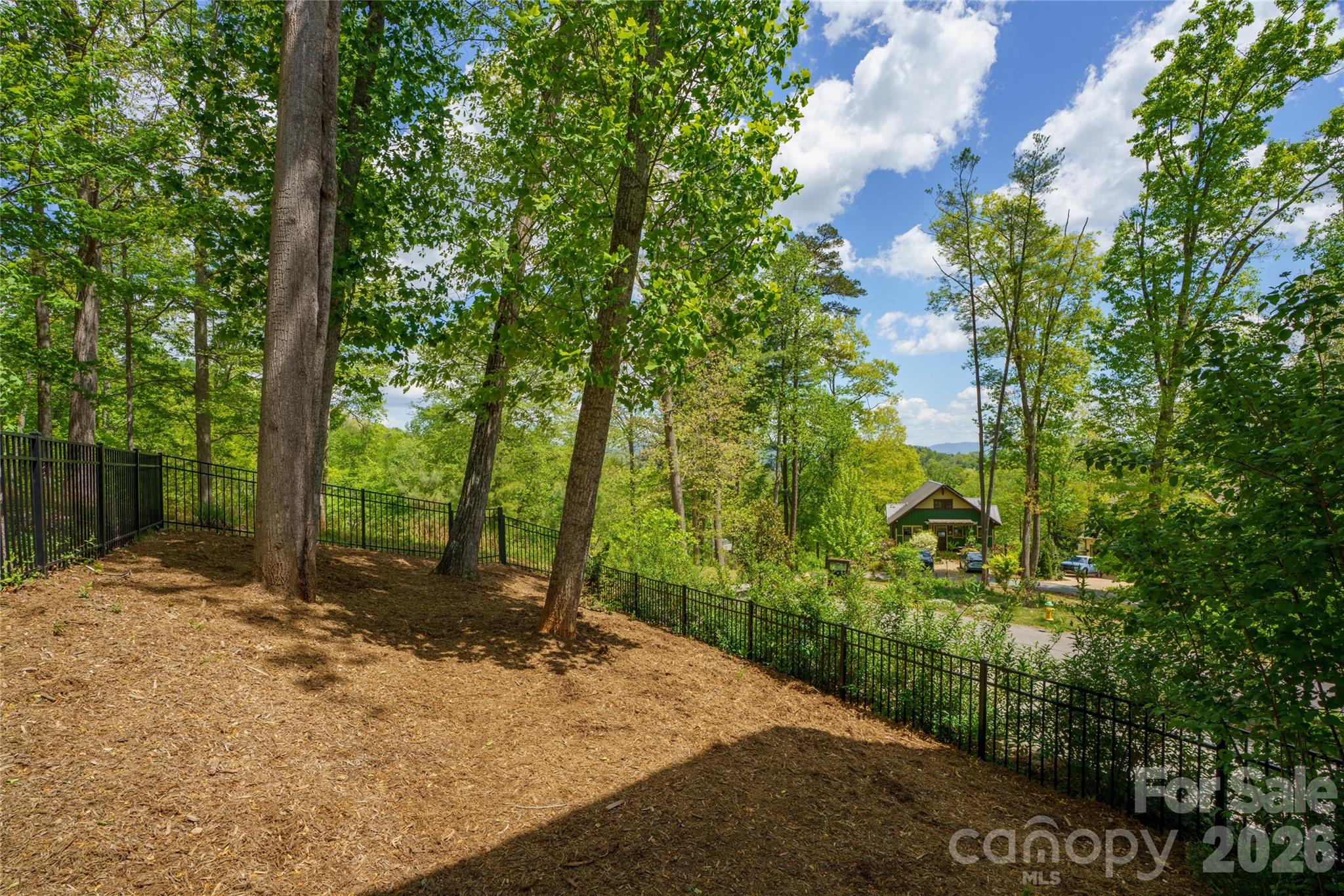 24 Acadia Drive Asheville NC 28806