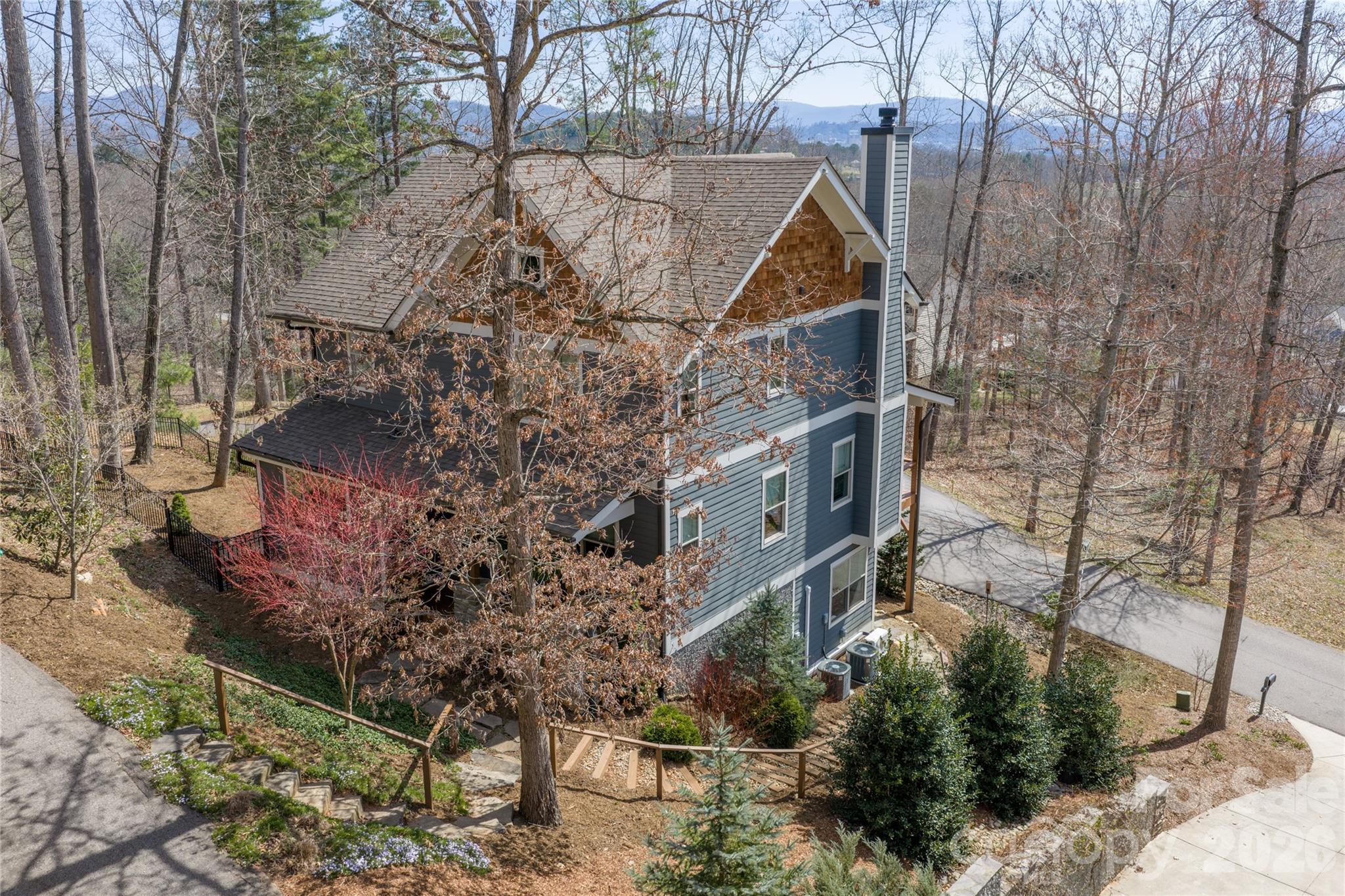 24 Acadia Drive Asheville NC 28806
